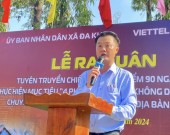 Đ/c Phạm Ngọc Hùng, HUV-Bí thư Đảng ủy - CT UBND xã phát biểu tại buổi lễ