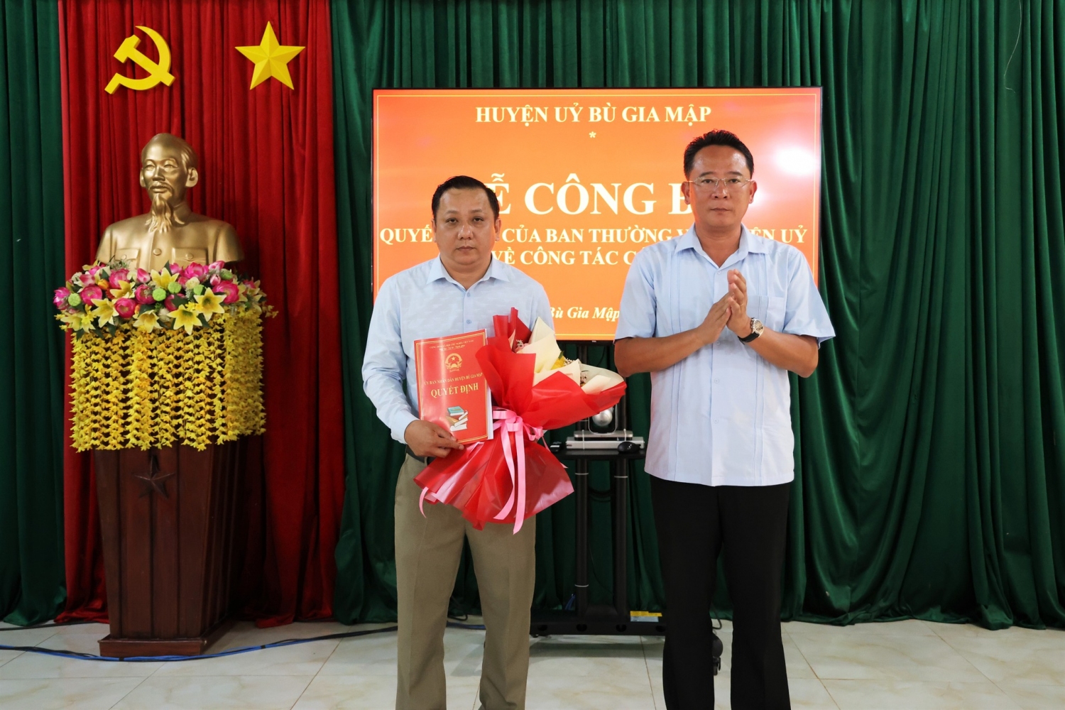Huyện ủy Bù Gia Mập công bố Quyết định về công tác cán bộ
