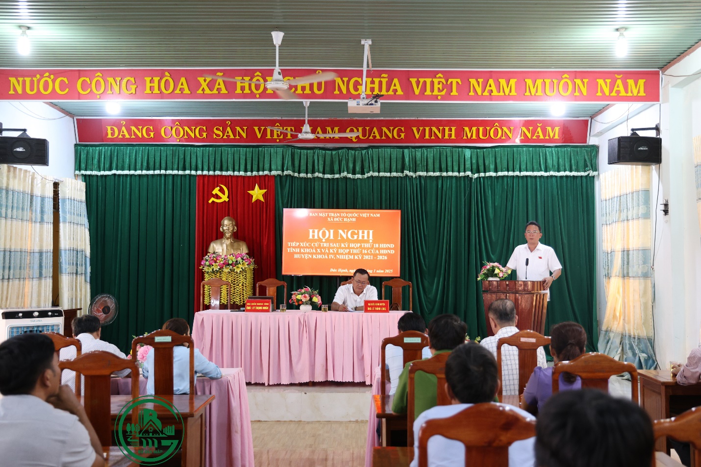 Đại biểu HĐND tỉnh, huyện tiếp xúc cử tri xã Đức Hạnh